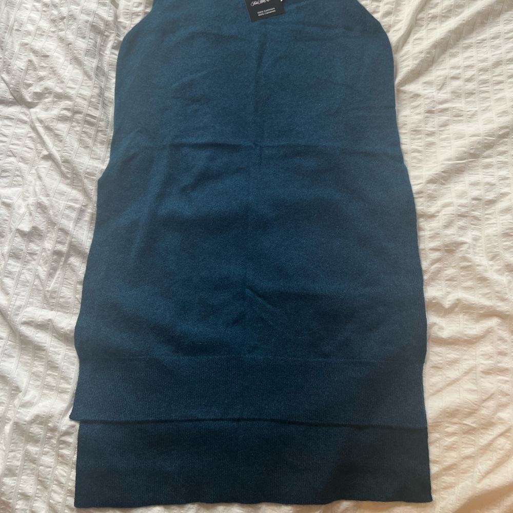MOVING sale! Saks Fifth Ave 100% cashmere mock neck sweater - Picture 4 of 7